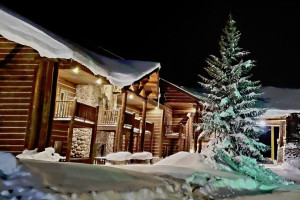 Daniels Summit Lodge